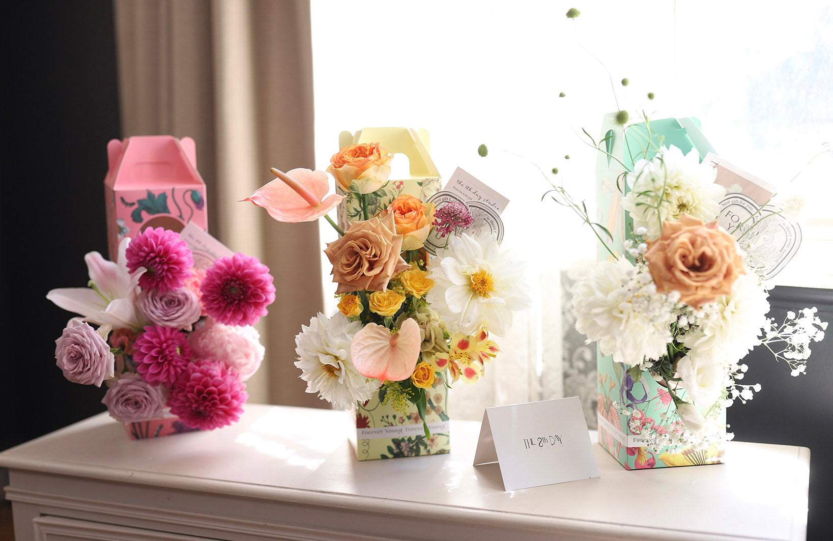 Retro Style Flower Box, Rui Flowers & Florist Supplies