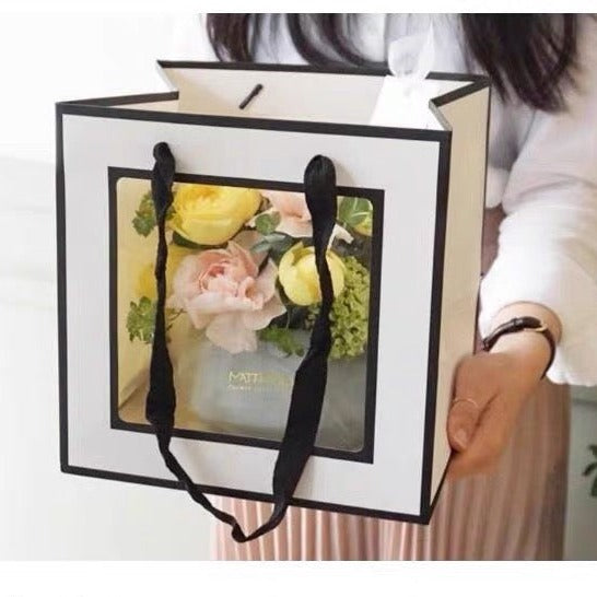 Window Posy Gift Bag White Black Pack 10 (25x25x25cm)